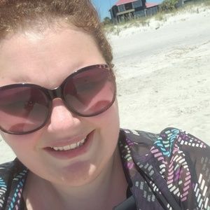 Meet your Posher, Joy